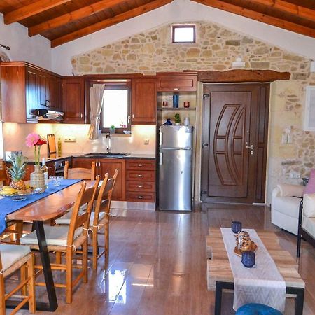 Villa Anastasia Luxe With Top Wifi, Bbq & Amazing Views Kissamos Luaran gambar